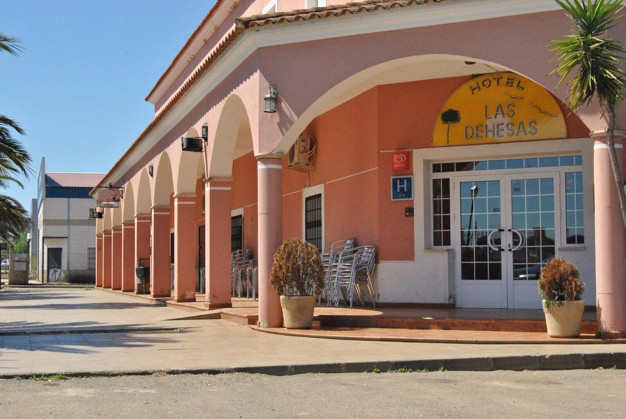 Hotel Las Dehesas Navalvillar de Pela Exteriör bild