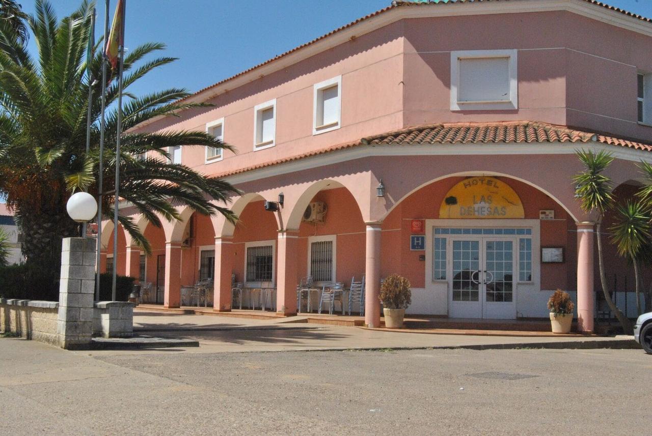 Hotel Las Dehesas Navalvillar de Pela Exteriör bild